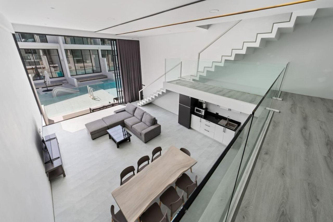 Beach Walk Condo 3Br In Replay Residence Bang Rak Beach  Eksteriør billede